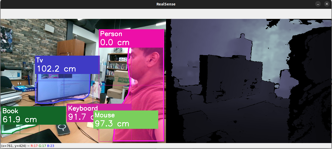 YOLOv8 Object Detection on Webcam